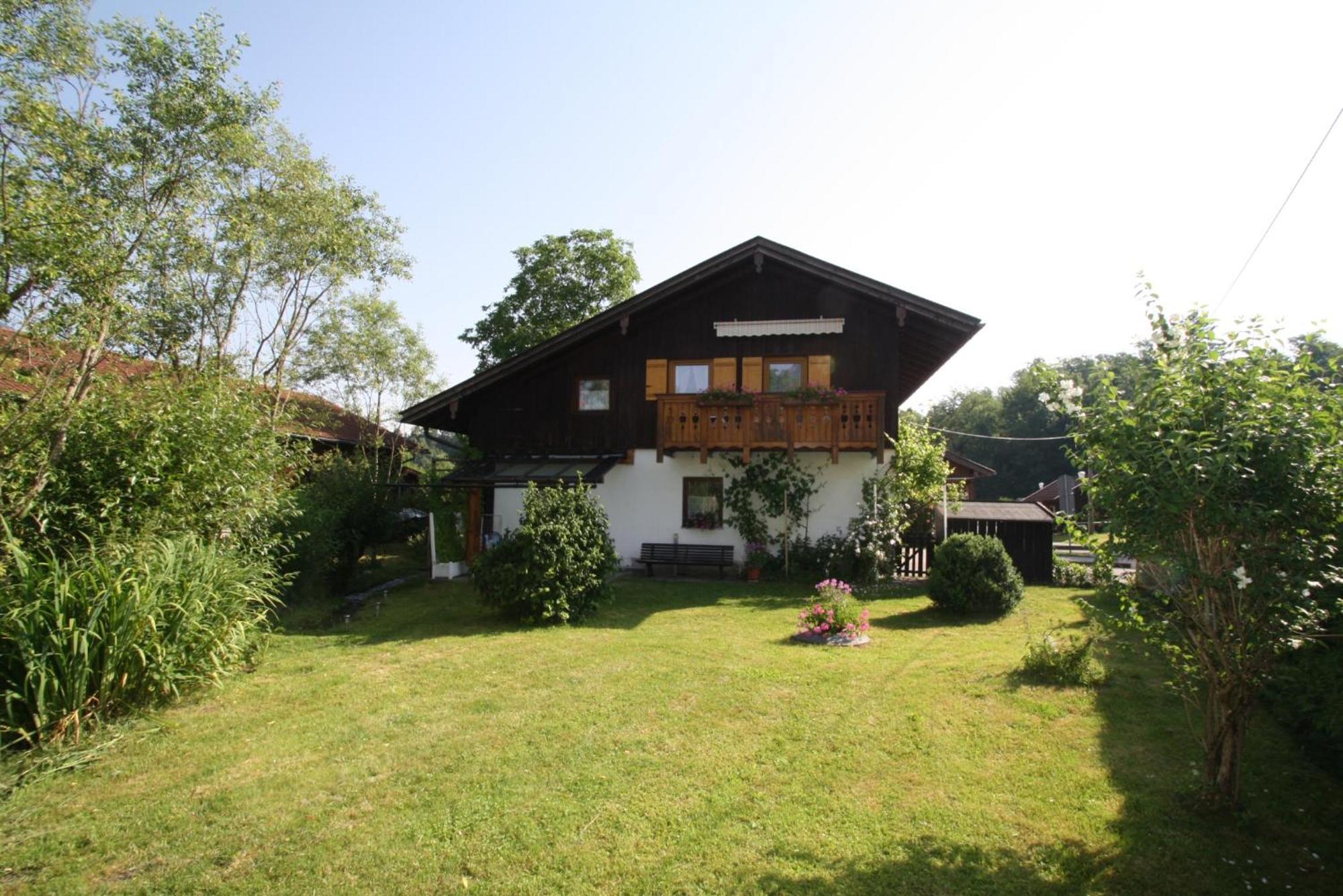 Bachbauernhof Apartment Bayerisch Gmain Bagian luar foto
